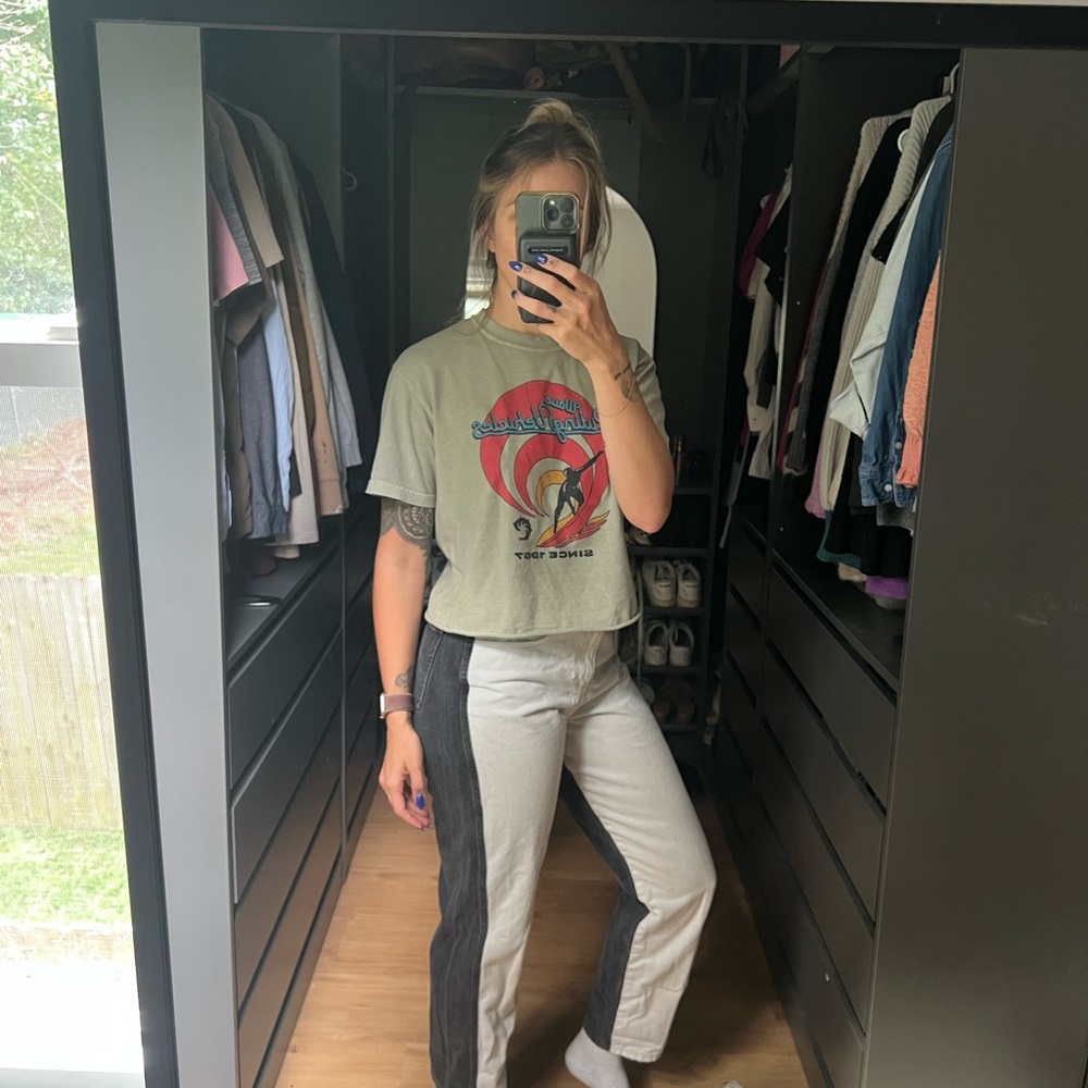 Guess black & white, two toned 1981 high-waisted jeans